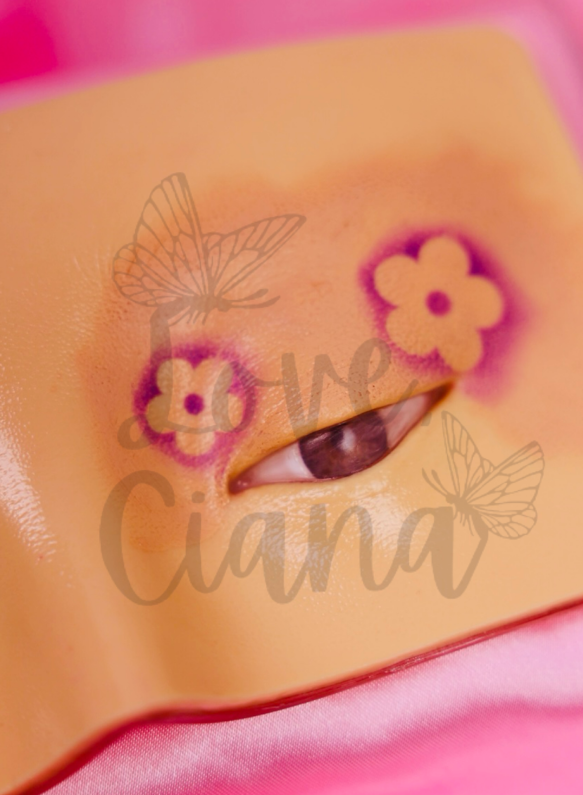 Flutter and Bloom Cut Crease Stencil